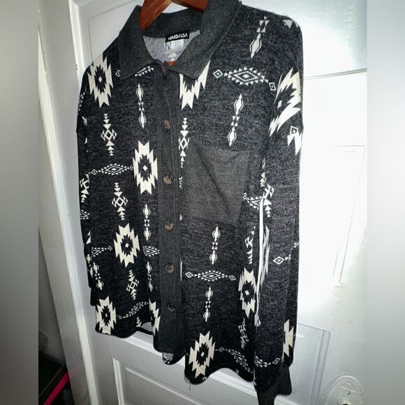 Aztec Shacket Size Small - Picture 2 of 10